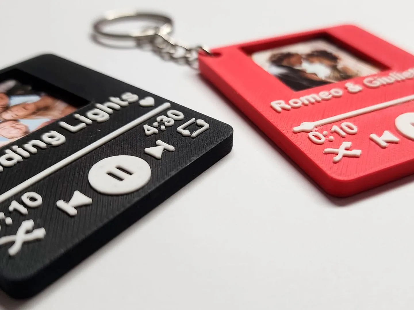 Chaveiro Personalizável com Foto e Música