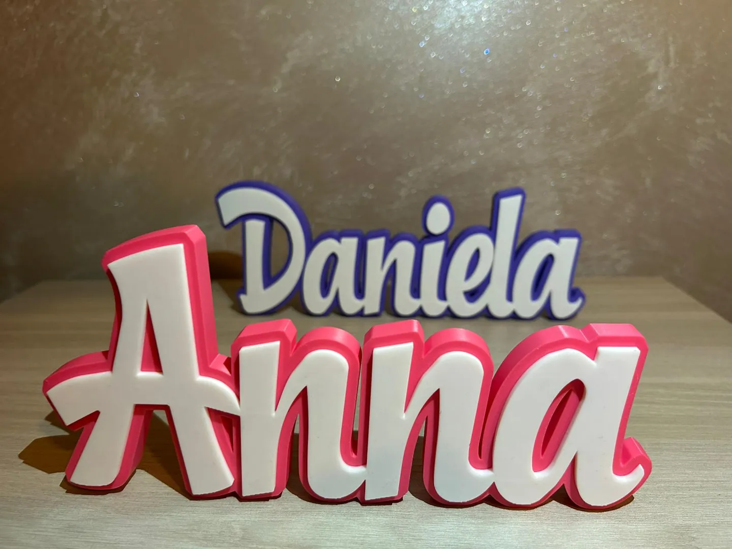 Placa Decorativa Personalizável — Nome em Letra Cursiva
